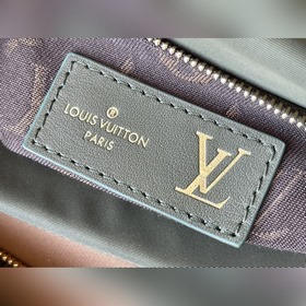 LV Артикул： M58977 Военный зеленый / Бежевый Сумка Maxi Multi Po