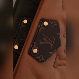 LV Артикул： M58977 Военный зеленый / Бежевый Сумка Maxi Multi Po