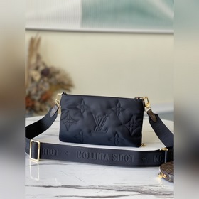 LV Артикул： M58980 Черный / Розовый Maxi Multi Pochette Accessoi