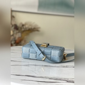 LV Артикул： M59115 Синяя сумка Troca Сумка Damier стеганым узоро