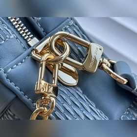 LV Артикул： M59115 Синяя сумка Troca Сумка Damier стеганым узоро