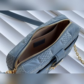 LV Артикул： M59115 Синяя сумка Troca Сумка Damier стеганым узоро