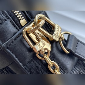 LV Артикул： M59116 Черная сумка Troca Сумка Damier стеганым узор