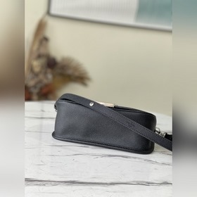 LV Артикул： M59386 Черный  Сумка Buci Изготовлена из знаковой к
