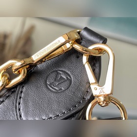 LV Артикул： M59799 Черный Сумка из кожи с обильным стеганым узор