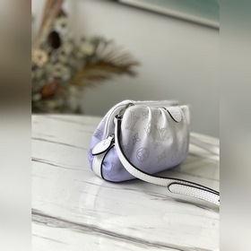 LV Модель： M80497 Мини-сумка Scala в оттенках синего Изготовлена
