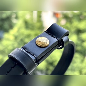 LV Модель： M80682 Сумка с ремешком и замком С сумкой LV Padlock 