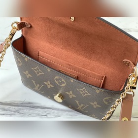 LV Артикул： M80763 Сумка Padlock on Strap цвета карамельного Кла