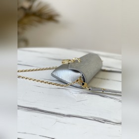 LV Модель： M80819 Сумка с ремешком и замком С сумкой LV Padlock 