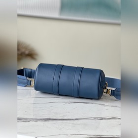 LV Артикул： M81011 Keepall в мини-версии Раннее весна 2022 года