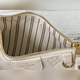 LV Модель： M81066 Easy Pouch On Strap Сумка Весенняя коллекция 2