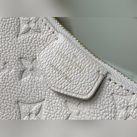 LV Модель： M81066 Easy Pouch On Strap Сумка Весенняя коллекция 2