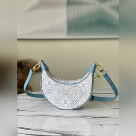 LV Модель： M81094 Loop Полулунная сумка-багет Сумка Croissant из