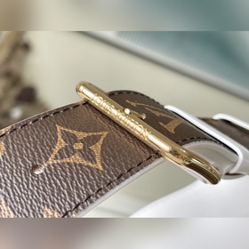 LV Модель： M81485 Сумка в форме багета вдохновленархивами , а S