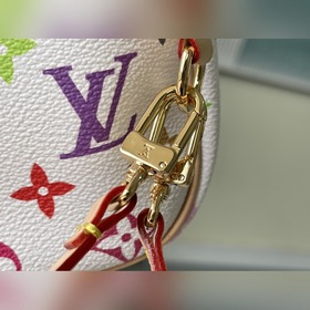 LV Модель： M92649 Ограниченная серия в сотрудничестве с Такуми Му