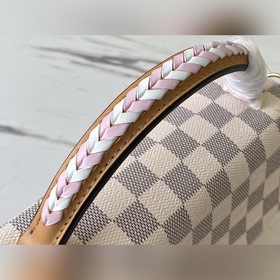 LV Артикул： N50053 CROISETTE Компактная и современная сумка чере