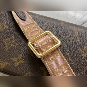 LV Артикул： M80091 Новый розовый цвет, комплект из трех предмето