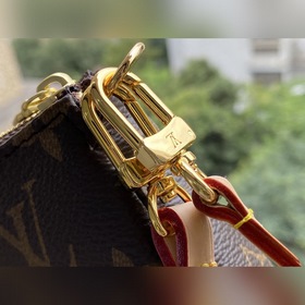 LV Артикул： M40712 Сумка через плечо Эта сумка является классич
