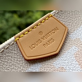 LV Артикул： M57634 Сумка Multi Pochette Accessoires в цвете «тум