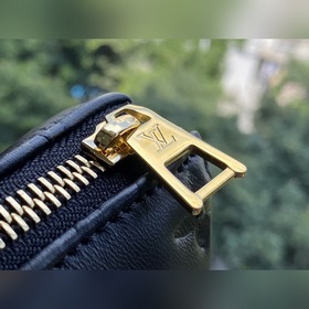 LV Артикул： M57783 Черный, полностью стальная фурнитура, средняя