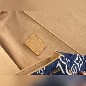LV « » Модель： M57395 Сумка Pochette Métis В зимней коллекции 202