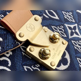 LV « » Модель： M57395 Сумка Pochette Métis В зимней коллекции 202