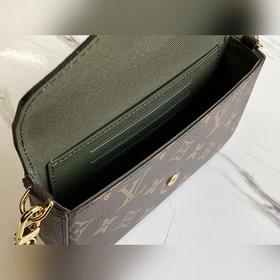 LV Артикул： M80091 Комплект из трех предметов MULTI POCHETTE FéL