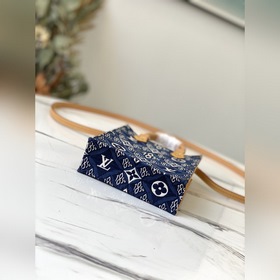 LV Модель： M80288 Сумка Petit Sac Plat Николя Гескьер объединил 