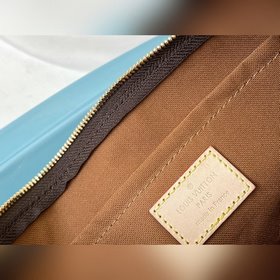 Модель LV 44823 Синий Компактный и легкий комплект из трех предме
