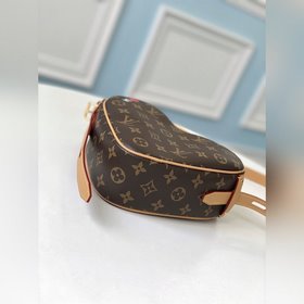 LV Модель： M57456 Cur Сумка Изготовлена из ткани Monogram, в лев