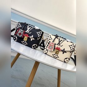 LV Модель M45384 Молочный белый &nbsp; Сумка Pochette Métis С