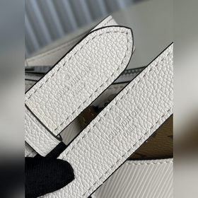 LV Модель： M80688 Белая сумка MARELLE Сумка Marelle изготовлена 