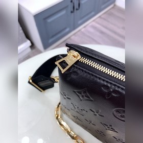 LV Модель： M57790 Черная сумка Coussin Small Блеснула на весенне