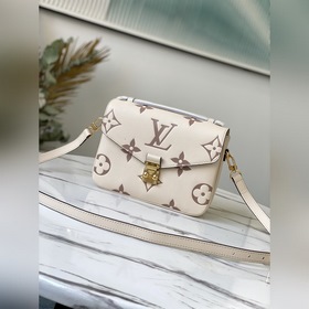 Сумка LV Pochette Metis Артикул： M45596 Весна 2021 года. Сумка Po