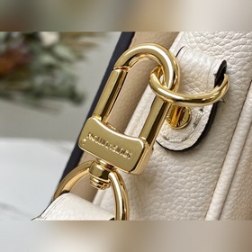 Сумка LV Pochette Metis Артикул： M45596 Весна 2021 года. Сумка Po