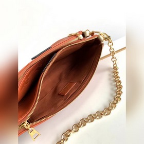 LV Артикул： M80399 Серия с леопардовым принтом Multi Pochette Ac