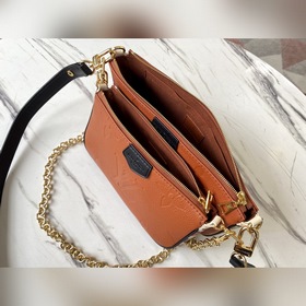LV Артикул： M80399 Серия с леопардовым принтом Multi Pochette Ac