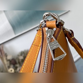 LV Модель： M80794 Коричневая сумка MARELLE Сумка Marelle из кож