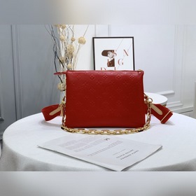 LV Модель： M57792 Красная сумка Coussin Small завершила весенне-