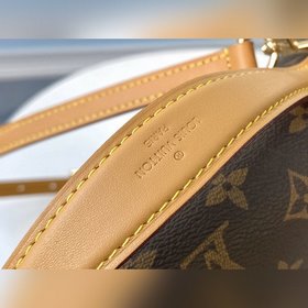 LV Модель M44919 Большая сумка Ivy Николя Гескьер в своей коллекц