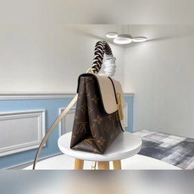 LV Модель M45155 Locky BB Сумка Изготовлена из традиционной ткани