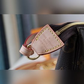 LV POCHETTE ACCESSORIES Большая сумка Модель M51980 С двумя плеч