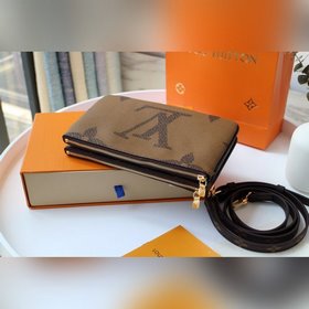 LV Модель M67562 POCHETTE DOUBLE ZIP Сумка на цепочке Сумка Poch