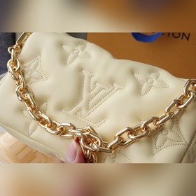 LV 【 Сумка】 Артикул： 81398 Эта сумка изготовлена из мягкой кожи