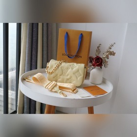 LV 【 Сумка】 Артикул： 81398 Эта сумка изготовлена из мягкой кожи