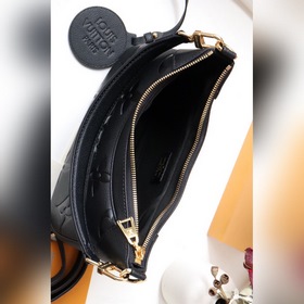 LV 【 Сумка】 Артикул： M46002 Эта сумка изготовлена из мягкой кожи