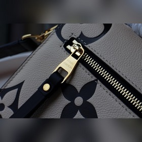 LV 【CRAFTY POCHETTE MéTIS Сумка】 Артикул： m45385 Рельефный принт