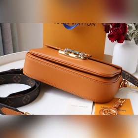 LV Модель： M20393 Сумка Swing Новая модель, представленная на в