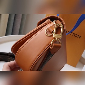 LV Модель： M20393 Сумка Swing Новая модель, представленная на в
