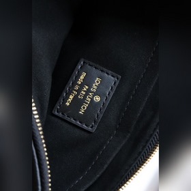 LV Артикул： M45777 Леопардовый принт Multi Pochette Accessories С